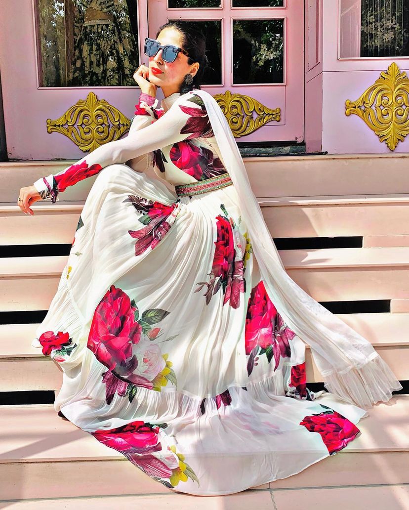 35 Alluring Floral Print White Color Designer Gown With Dupatta – Techlazer